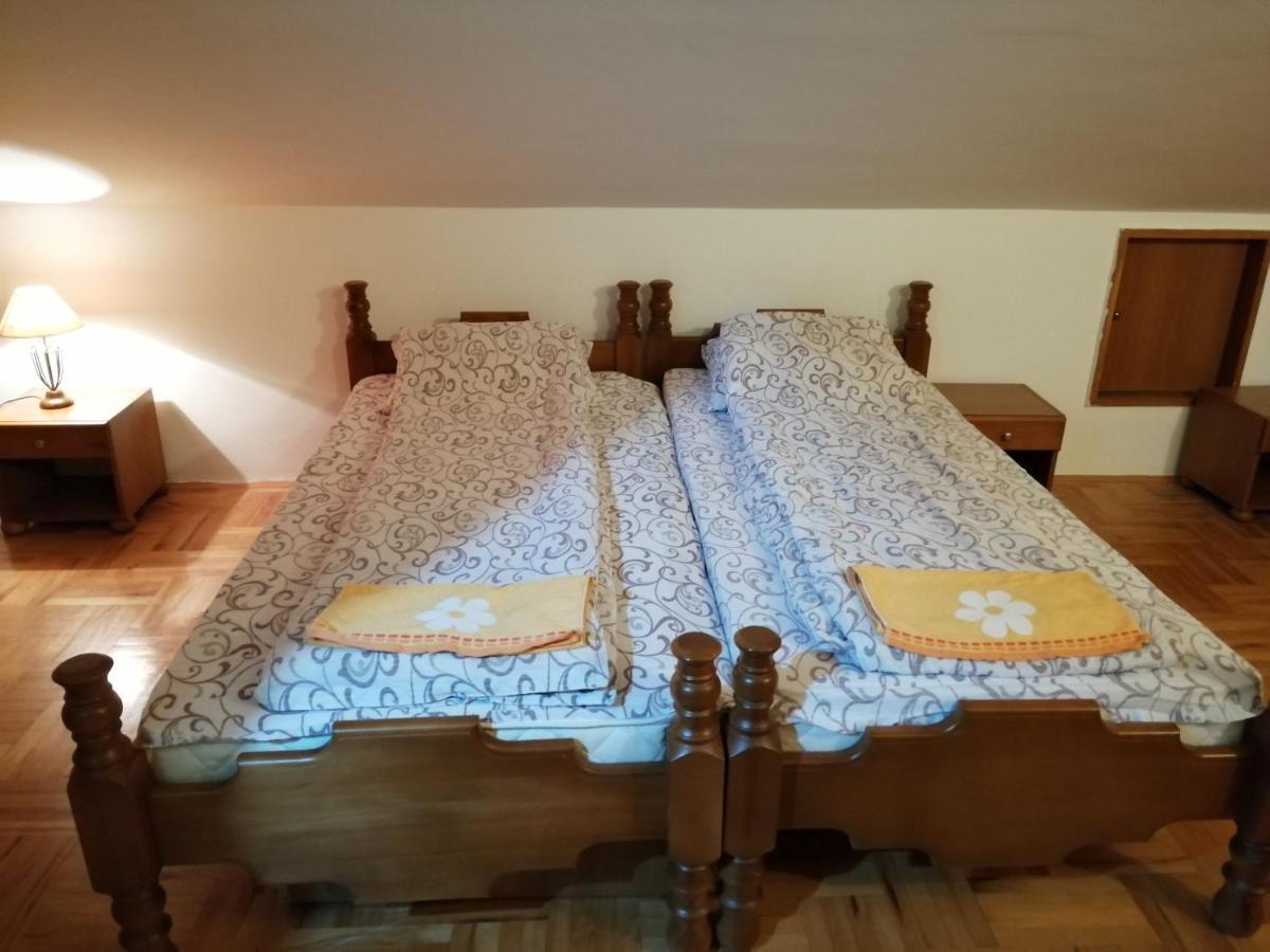 Ferienwohnung Pansion Velickovic Niska Banja Exterior foto